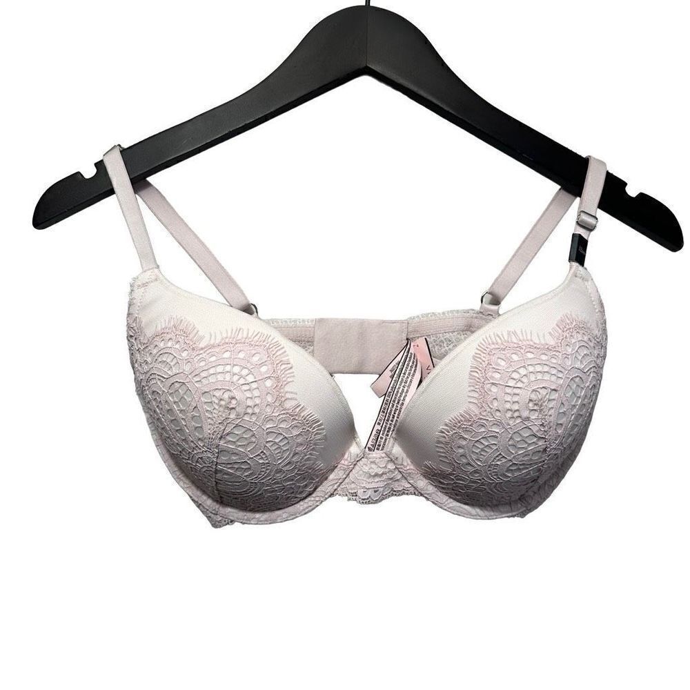 NWT Victorias Secret push up bra size 32DD